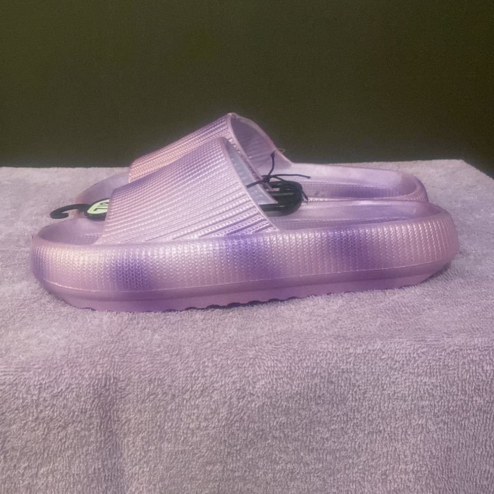 Metallic Slides - Picture 5 of 5